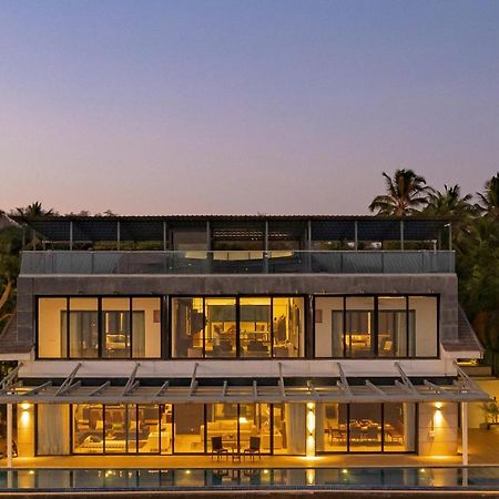Oceanic Sunsets With River View, Comp Breakfast & Infinity Pool At Stayvista Verem Exterior photo